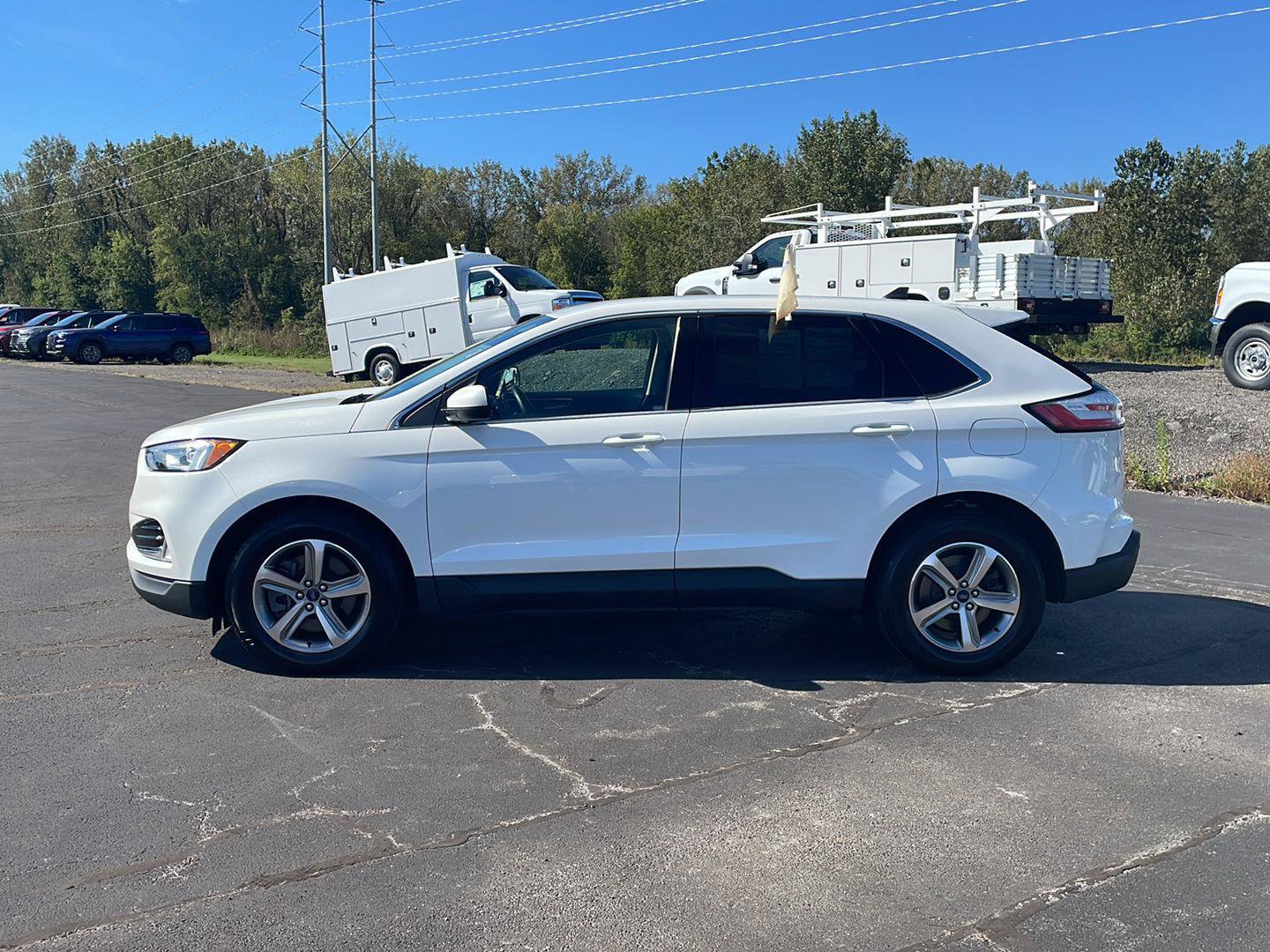 Certified 2021 Ford Edge SEL w/ Convenience Package AWD/4WD image 2