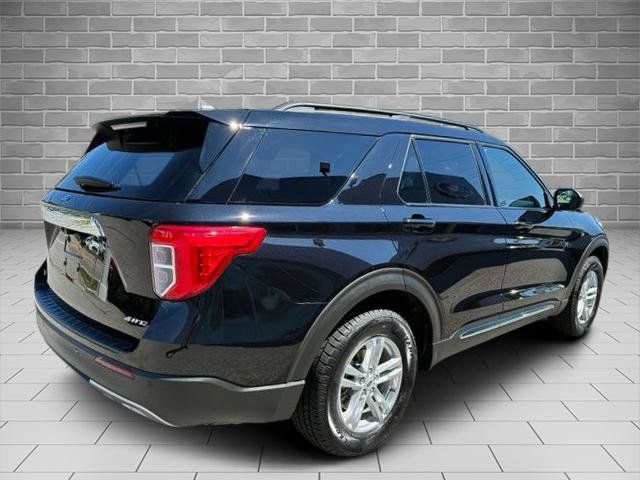 Certified 2023 Ford Explorer XLT w/ Equipment Group 202A AWD/4WD image 5
