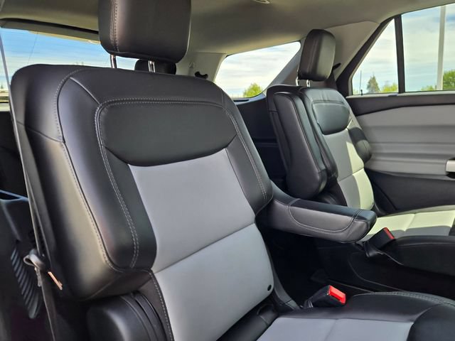 Certified 2023 Ford Explorer XLT w/ Equipment Group 202A RWD image 18