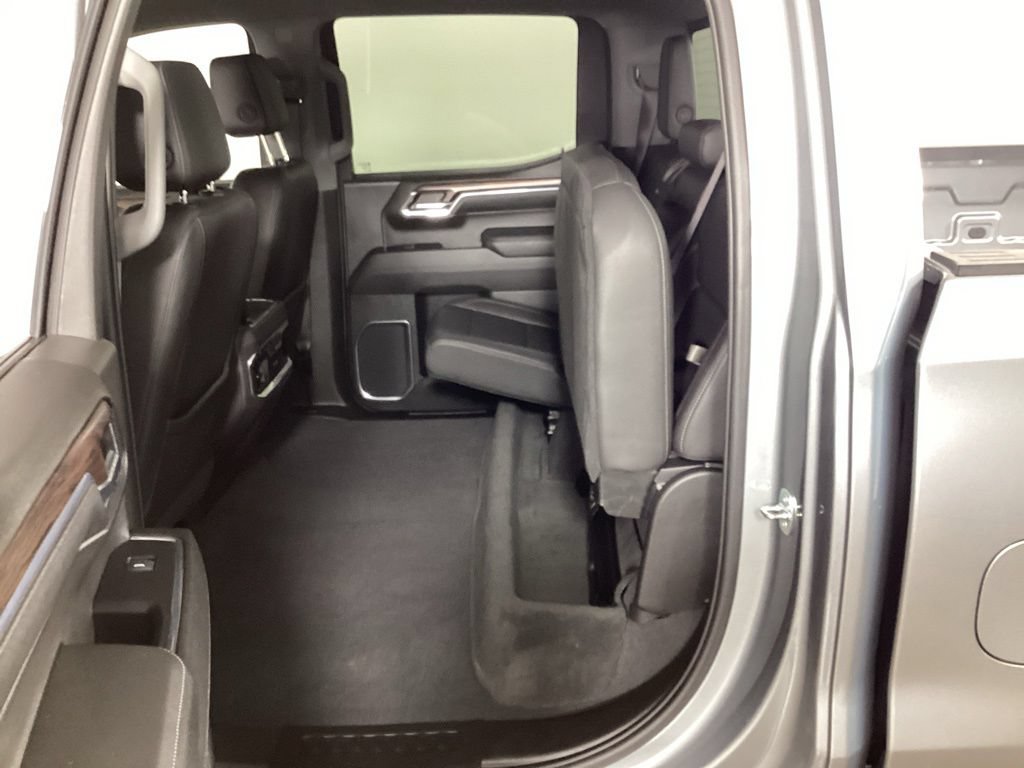 Used 2023 GMC Sierra 1500 SLT w/ SLT Convenience Package AWD/4WD image 31