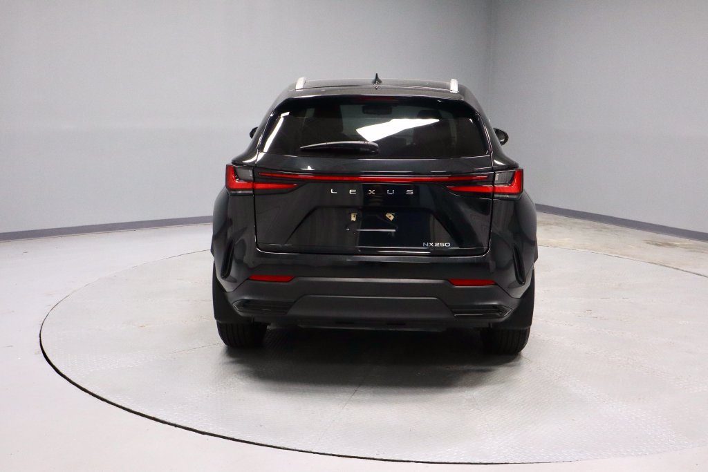 Used 2024 Lexus NX 250 FWD image 10