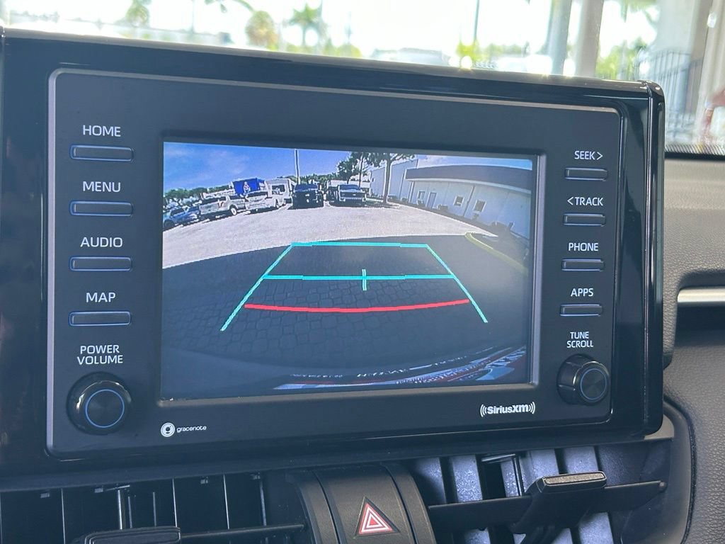 Used 2020 Toyota RAV4 XLE FWD image 13