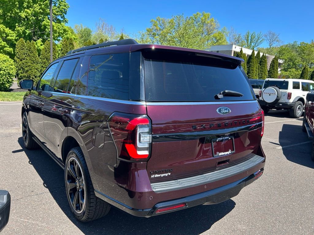 Certified 2023 Ford Expedition Limited AWD/4WD image 5