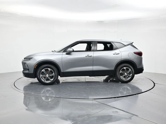 Used 2024 Chevrolet Blazer LT w/ LPO, Floor Liner Package FWD image 6