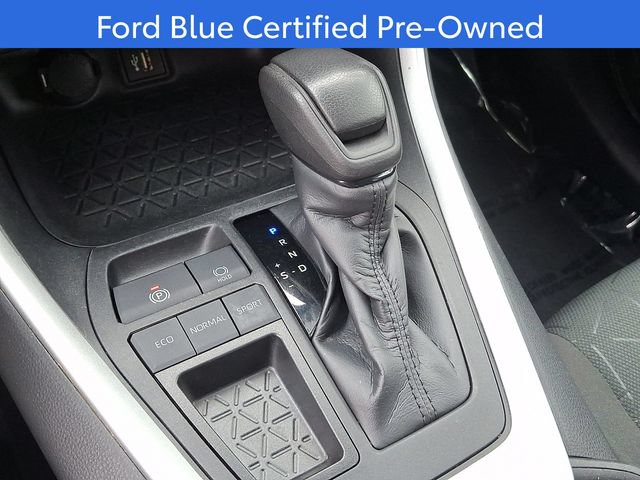 Used 2024 Toyota RAV4 XLE FWD image 15