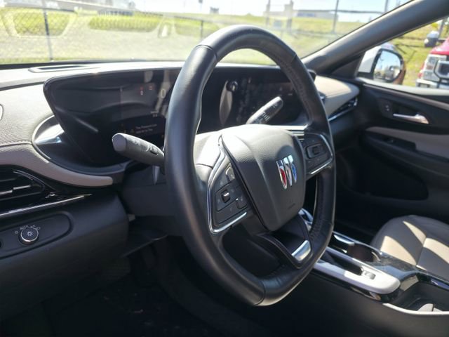 Used 2025 Buick Envista Avenir image 11
