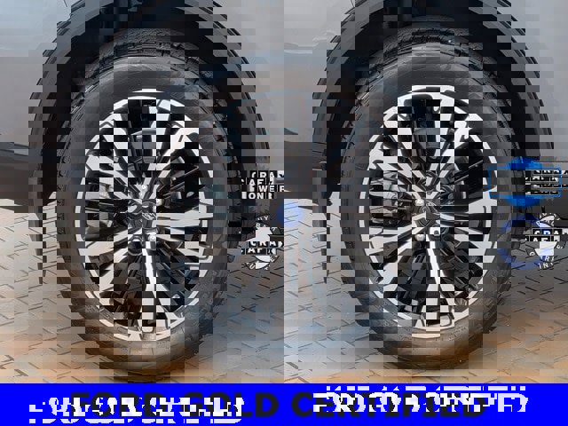 Certified 2022 Ford Escape SE w/ SE Sport Appearance Package image 9