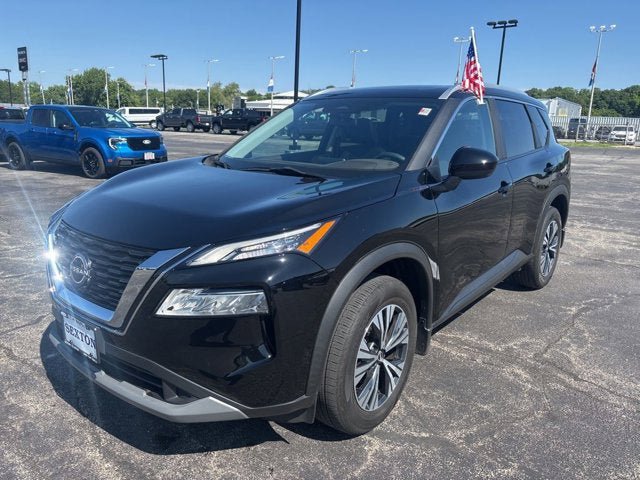 Used 2023 Nissan Rogue SV w/ SV Premium B Package AWD/4WD video 1