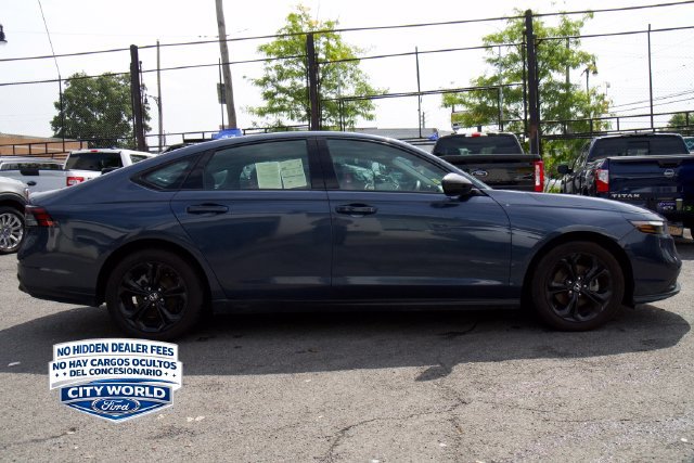 Used 2025 Honda Accord SE image 3