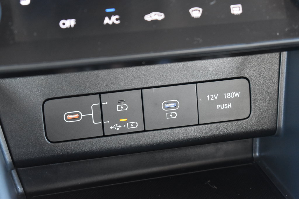 Used 2025 Hyundai Sonata SEL FWD image 20