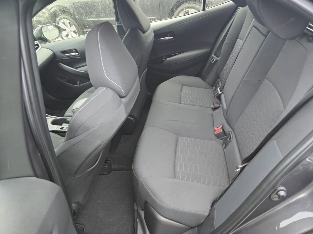 Used 2026 Toyota Corolla SE FWD image 12