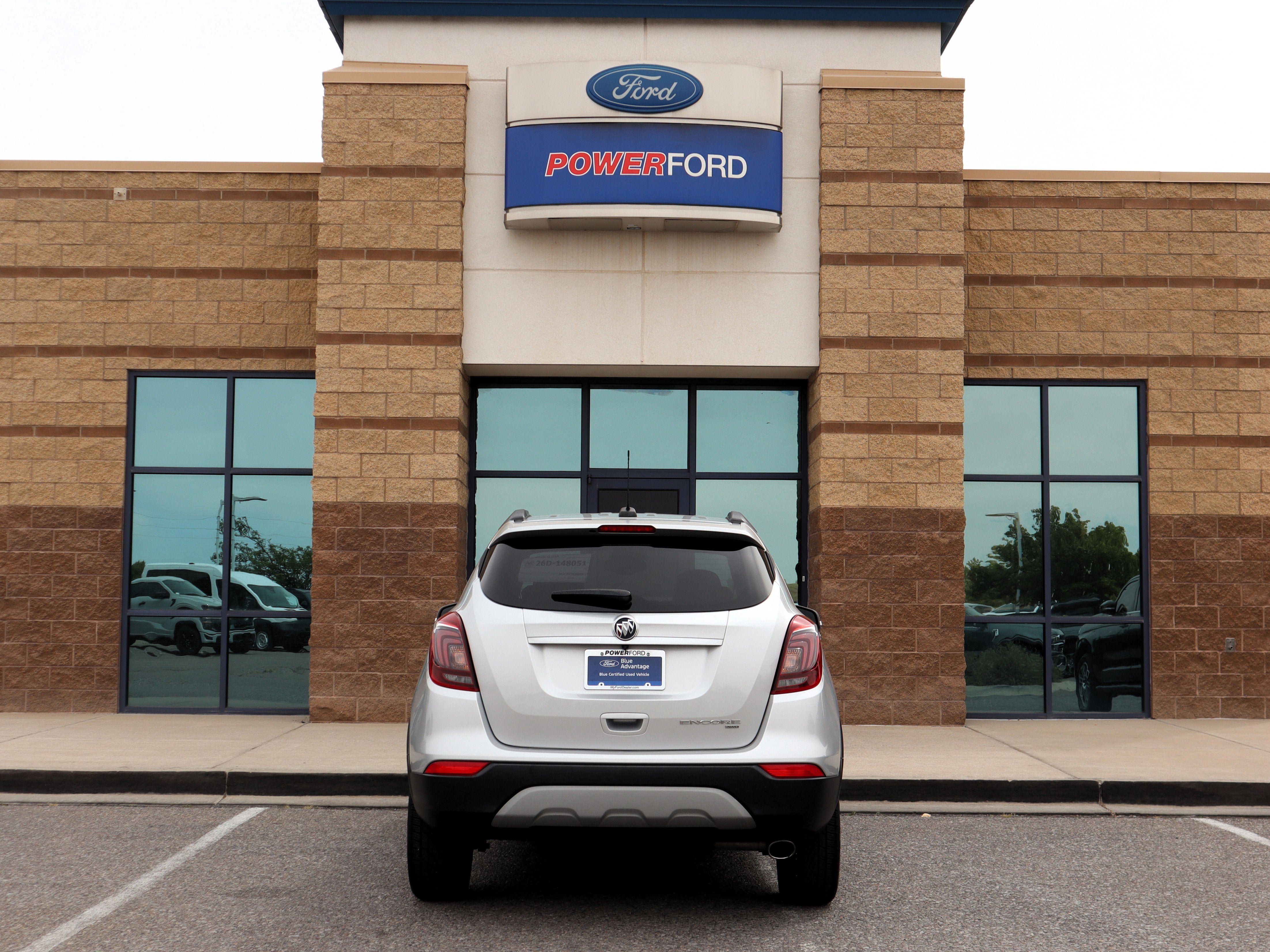 Used 2019 Buick Encore Essence AWD/4WD image 7