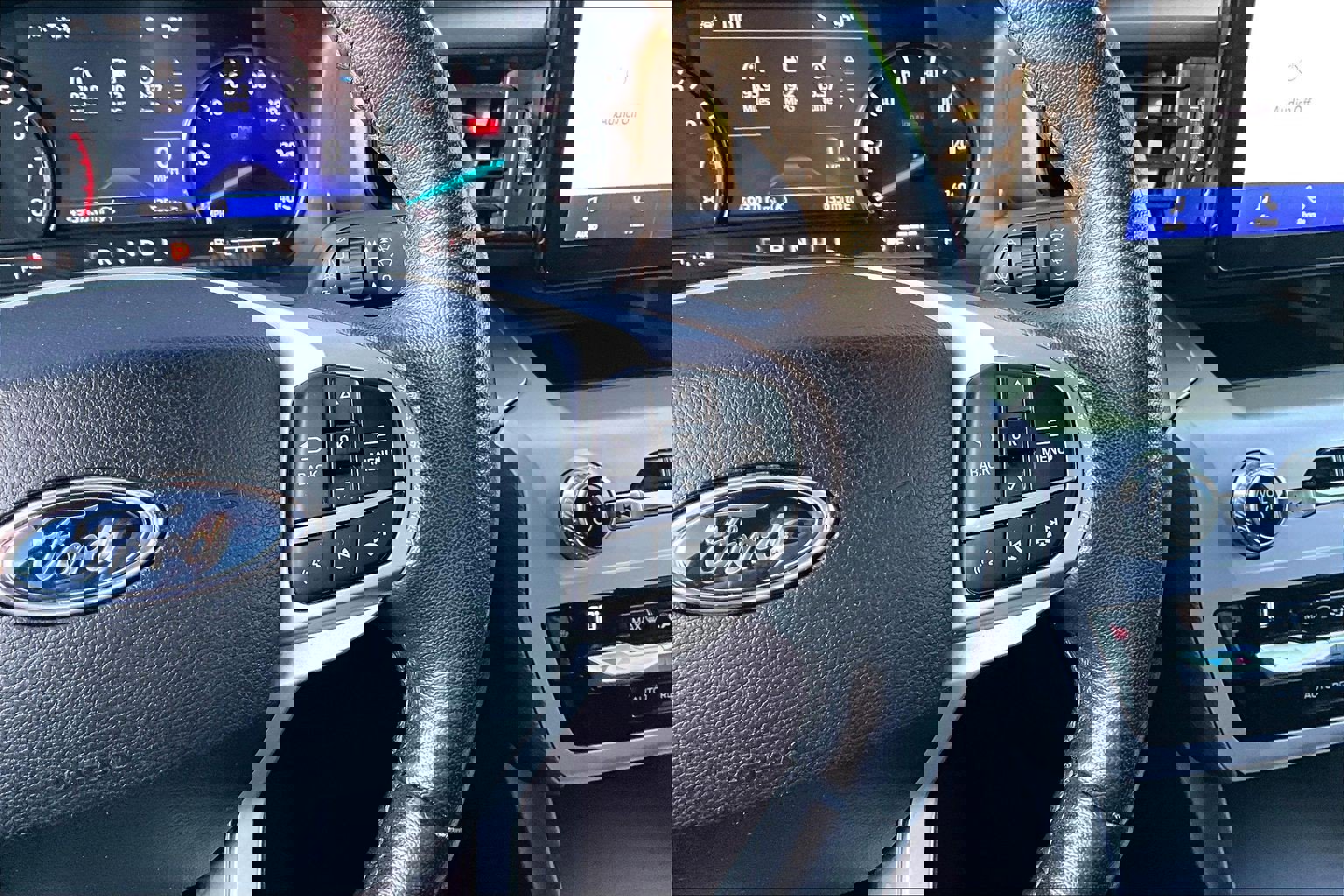 Certified 2021 Ford Explorer XLT image 19