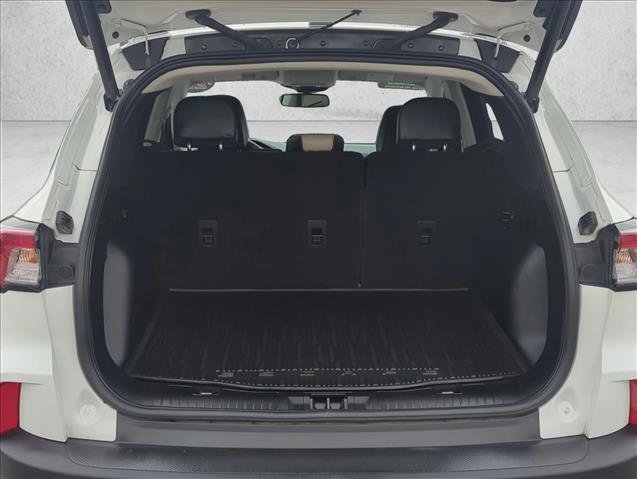 Certified 2022 Ford Escape Titanium image 7