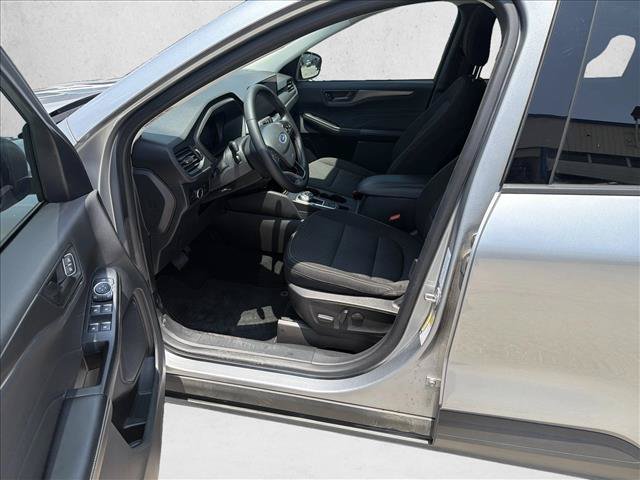 Certified 2023 Ford Escape Active w/ Tech Pack #1 FWD image 9