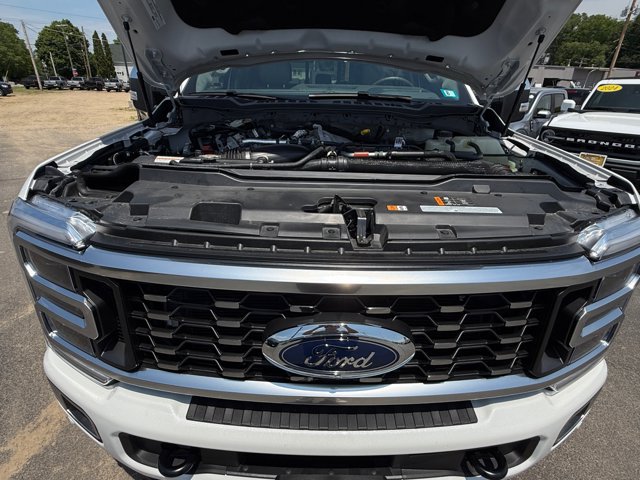 Certified 2026 Ford F450 Platinum w/ Platinum Plus Package AWD/4WD image 35