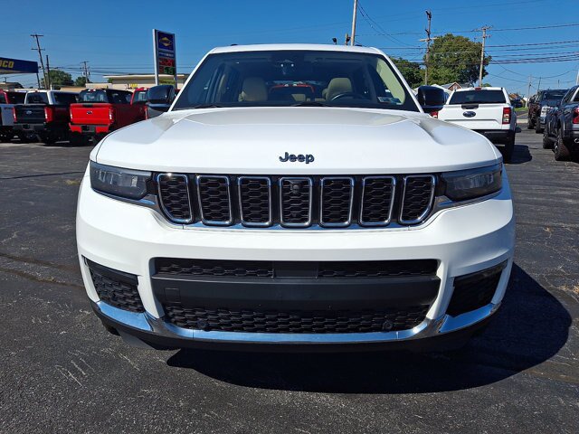 Used 2021 Jeep Grand Cherokee L Limited w/ Luxury Tech Group II AWD/4WD image 2