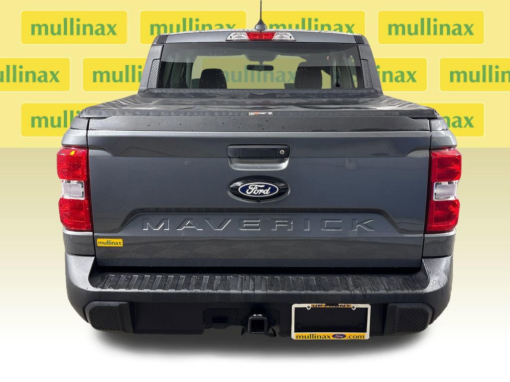 Certified 2025 Ford Maverick XL w/ Equipment Group 102A image 4