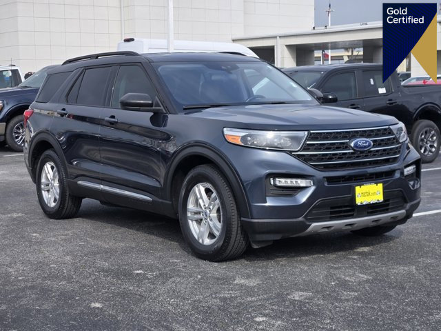 Certified 2022 Ford Explorer XLT w/ Equipment Group 202A image 1
