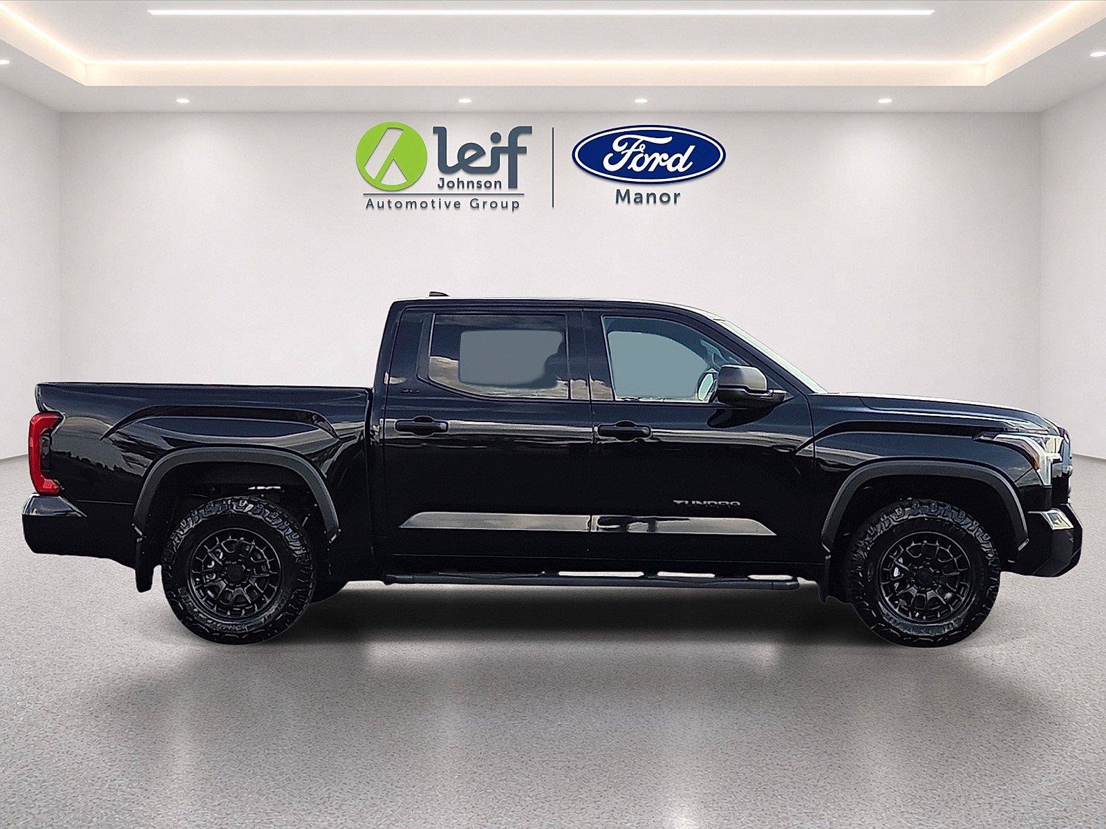 Used 2025 Toyota Tundra SR5 AWD/4WD image 9