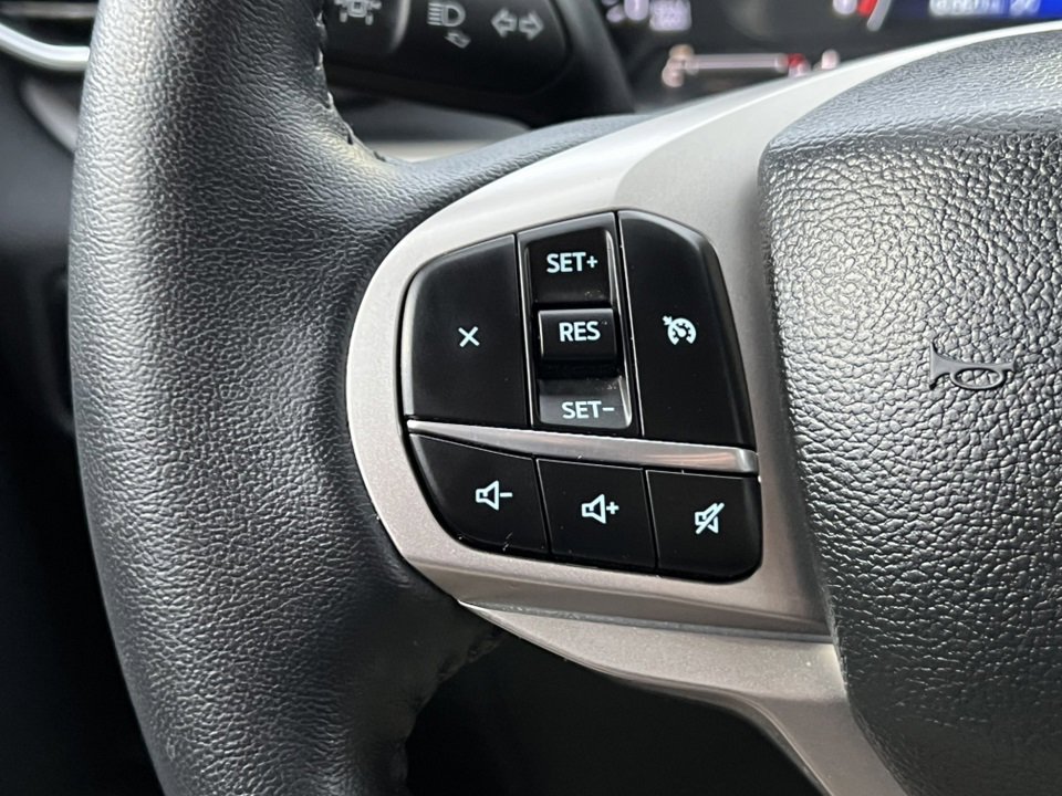 Certified 2023 Ford Explorer XLT w/ Equipment Group 202A image 21