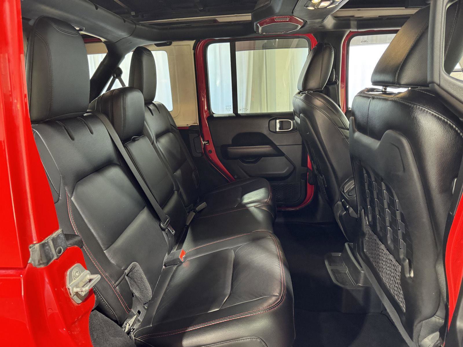 Used 2021 Jeep Wrangler Unlimited Rubicon AWD/4WD image 24