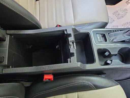 Certified 2019 Ford Escape SEL FWD image 18