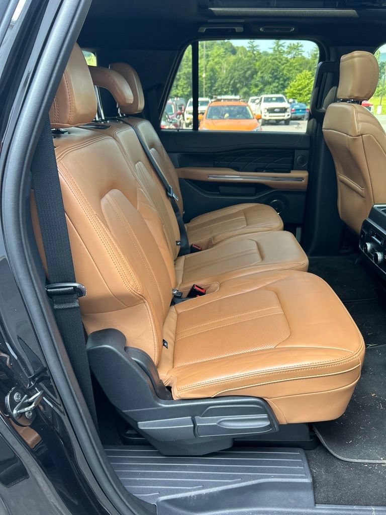 Certified 2022 Ford Expedition Max Platinum AWD/4WD image 18