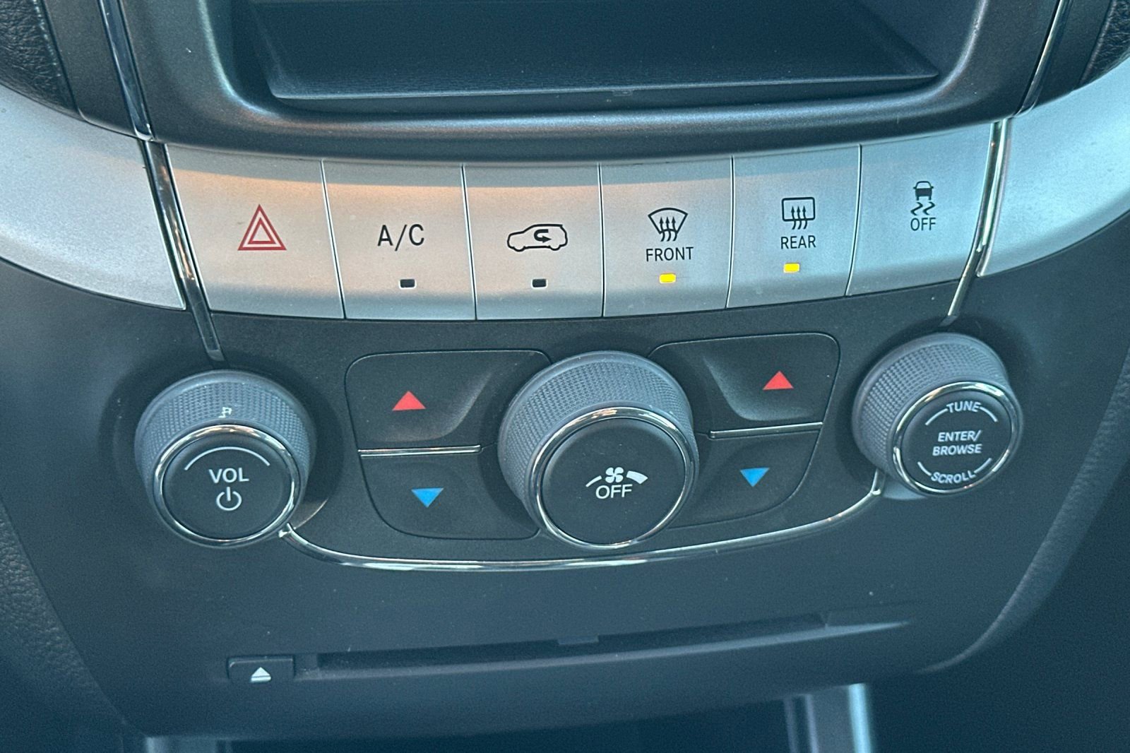 Used 2019 Dodge Journey SE w/ Connectivity Group image 22