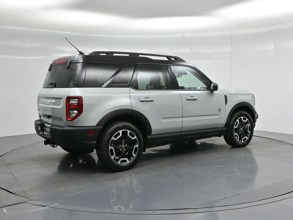 Certified 2022 Ford Bronco Sport Outer Banks w/ Tech Package AWD/4WD image 31