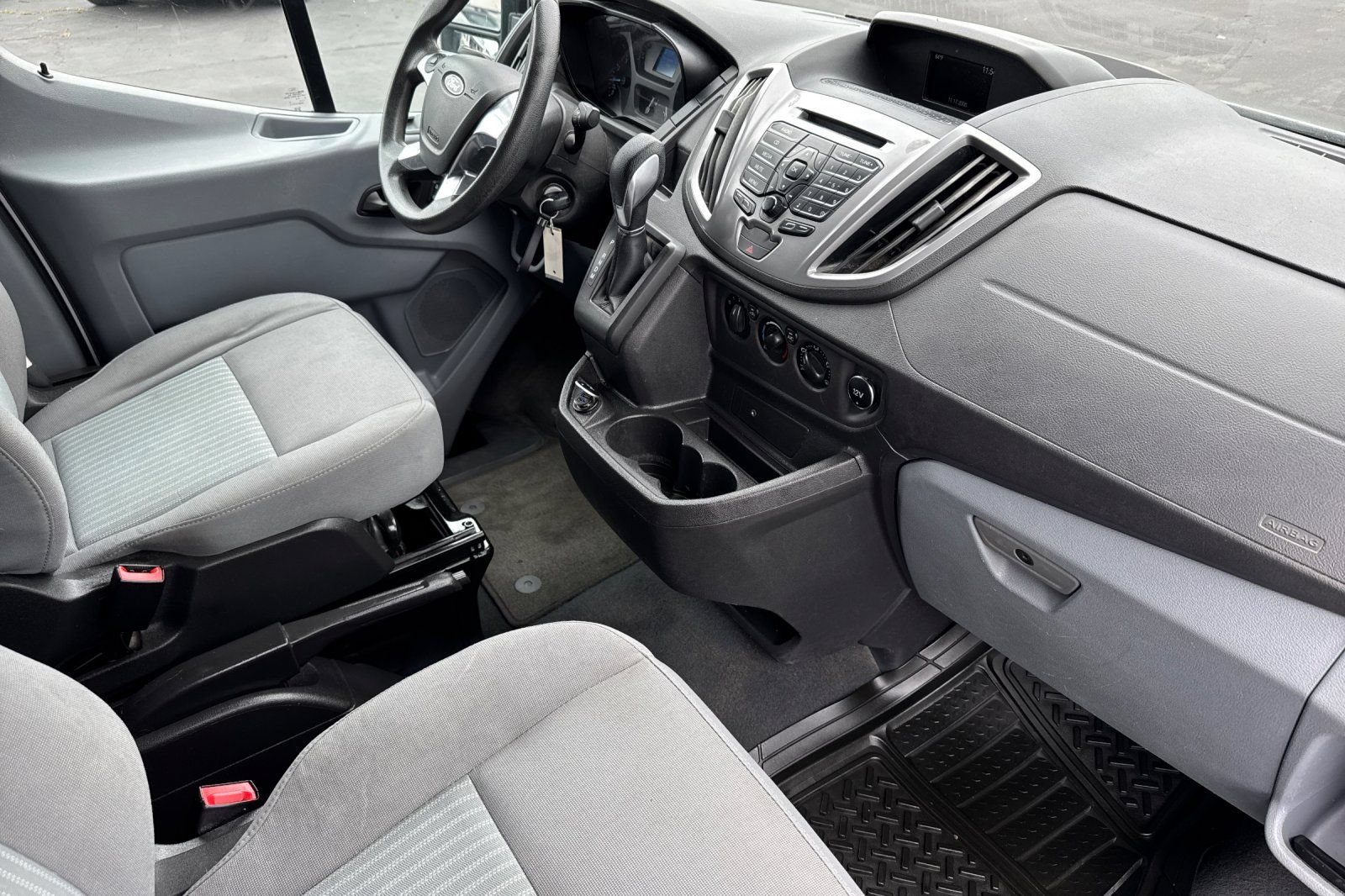 Certified 2019 Ford Transit 350 XLT RWD image 11