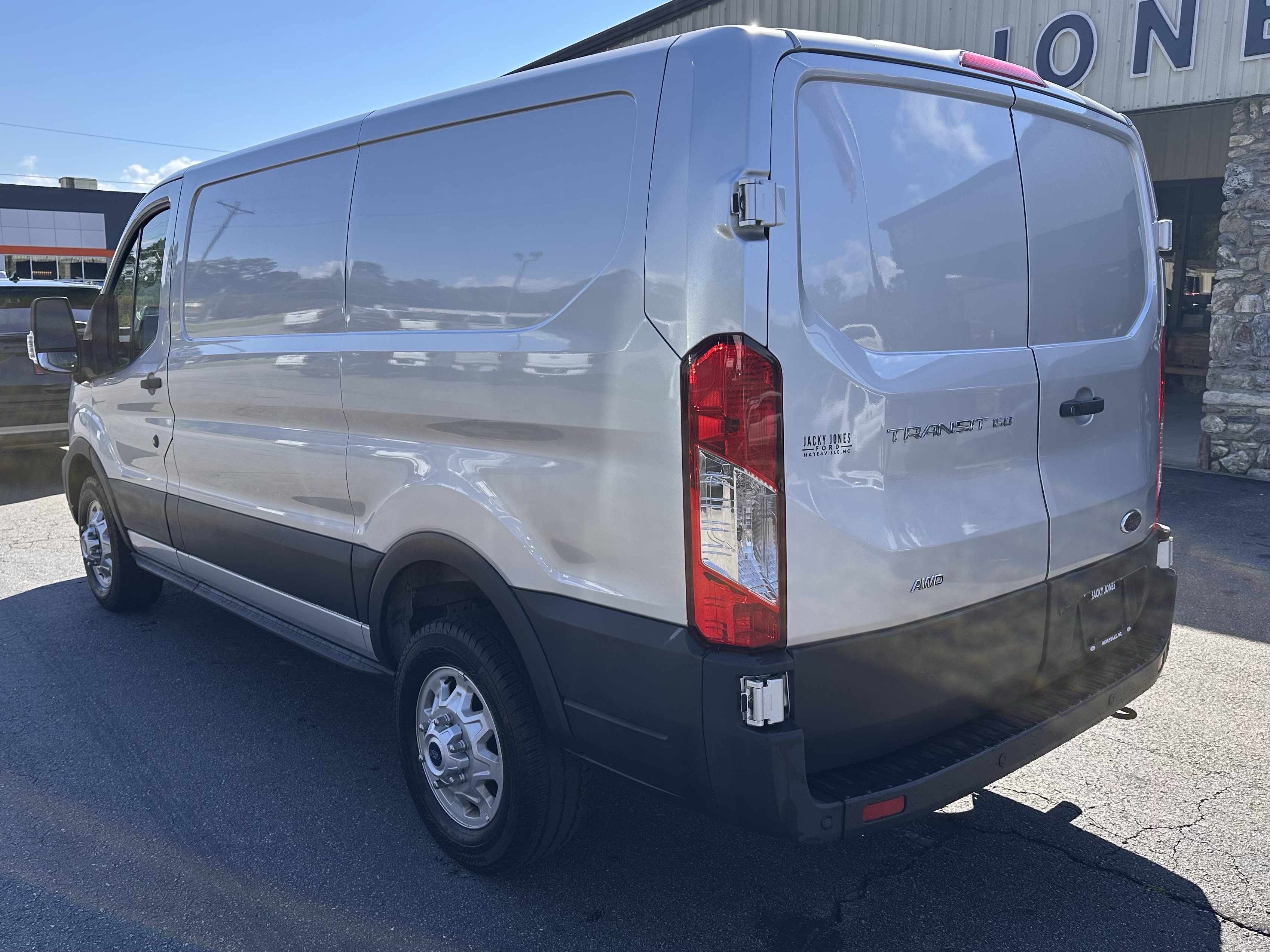 Certified 2025 Ford Transit 150 Low Roof AWD image 8