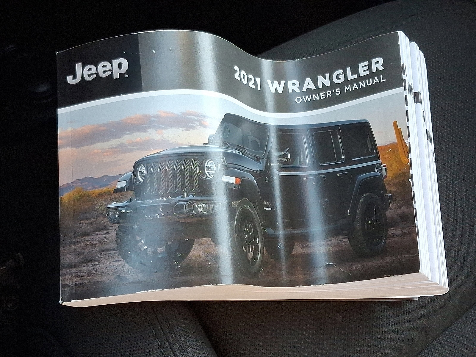 Used 2021 Jeep Wrangler Unlimited Sport image 26