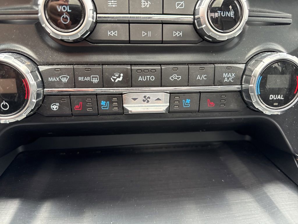 Certified 2021 Ford F150 Lariat w/ Equipment Group 502A High AWD/4WD image 19