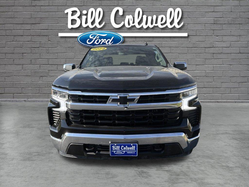 Used 2024 Chevrolet Silverado 1500 LT AWD/4WD image 10