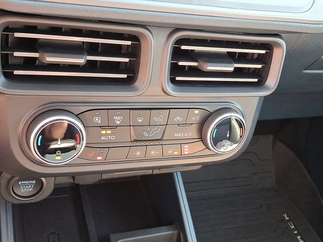Certified 2024 Ford Maverick Lariat w/ Black Appearance Package FWD image 16