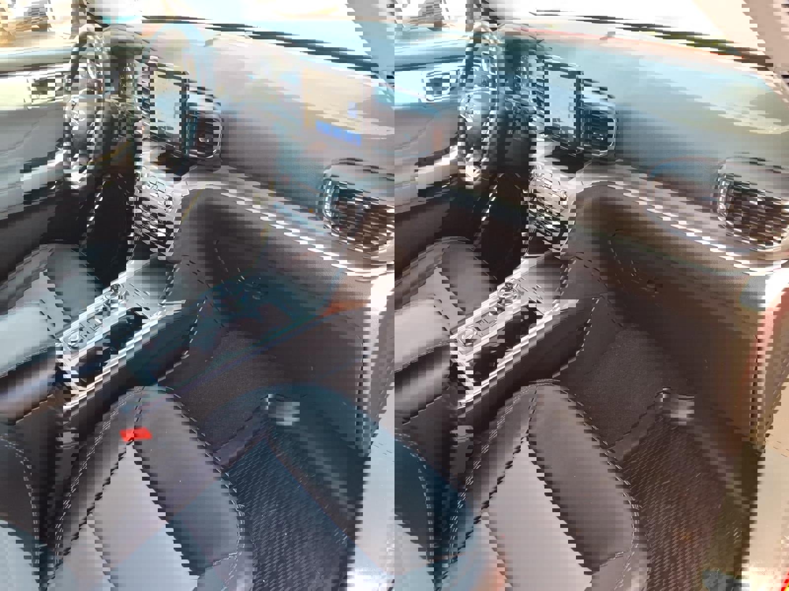 Certified 2023 Ford Explorer XLT w/ Equipment Group 202A image 10