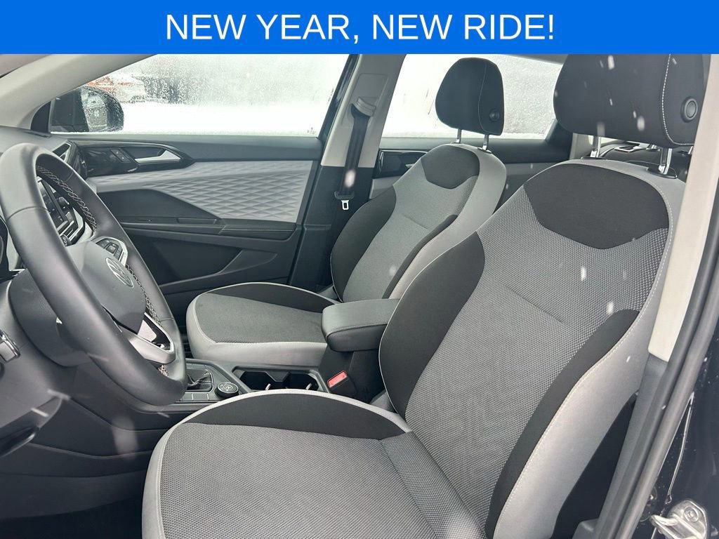 Used 2024 Volkswagen Taos S image 16