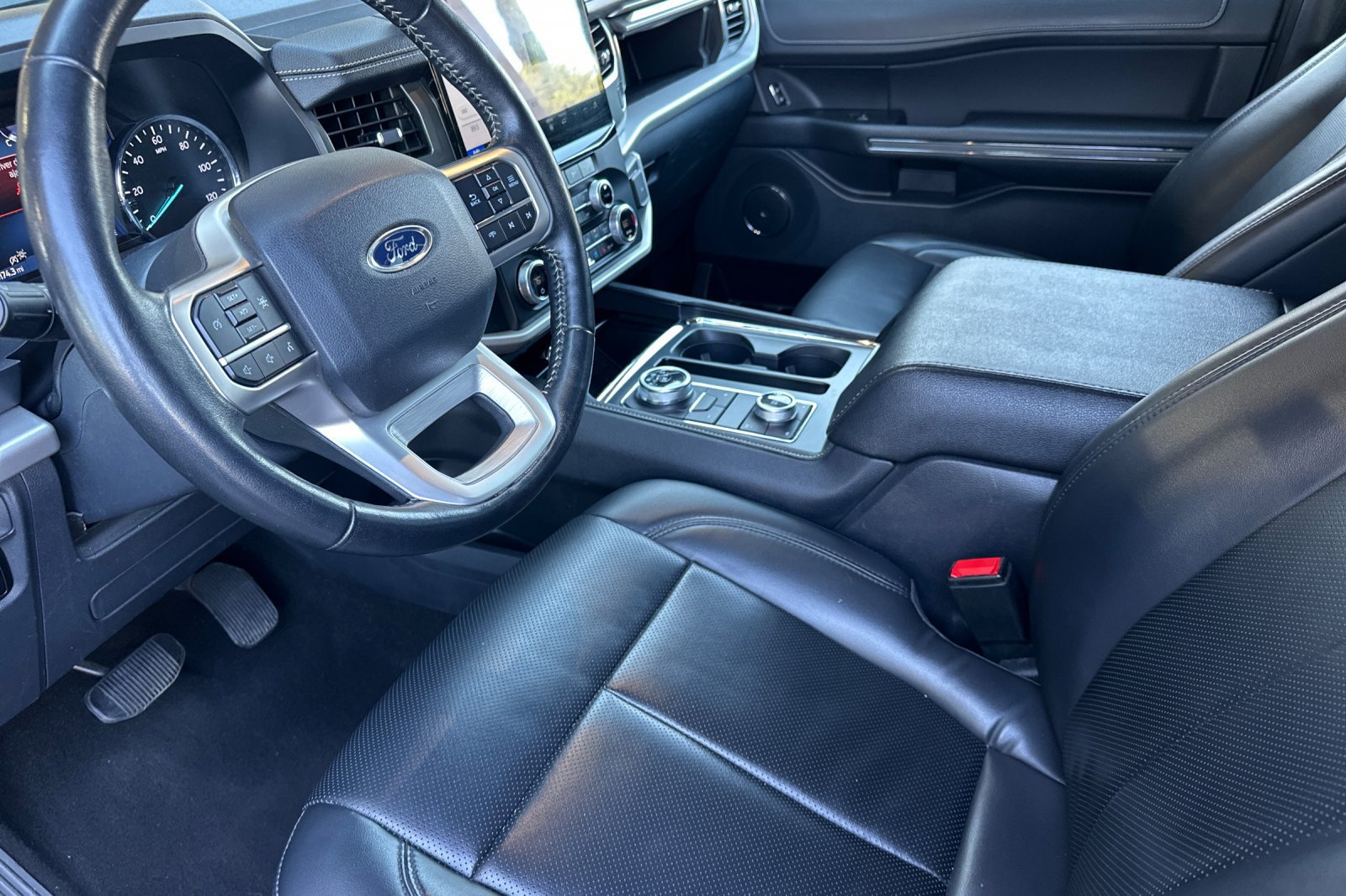 Certified 2024 Ford Expedition Max XLT AWD/4WD image 9