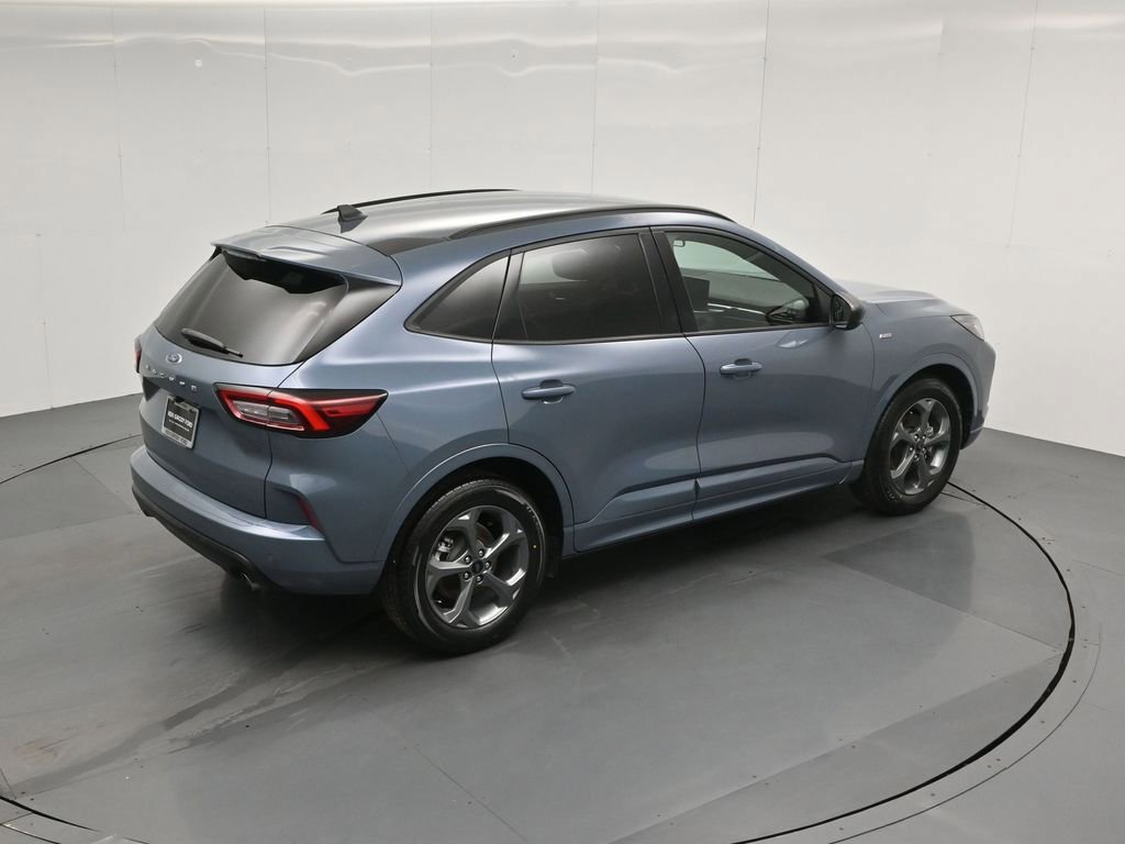 Certified 2023 Ford Escape ST-Line w/ Tech Pack #1 image 13