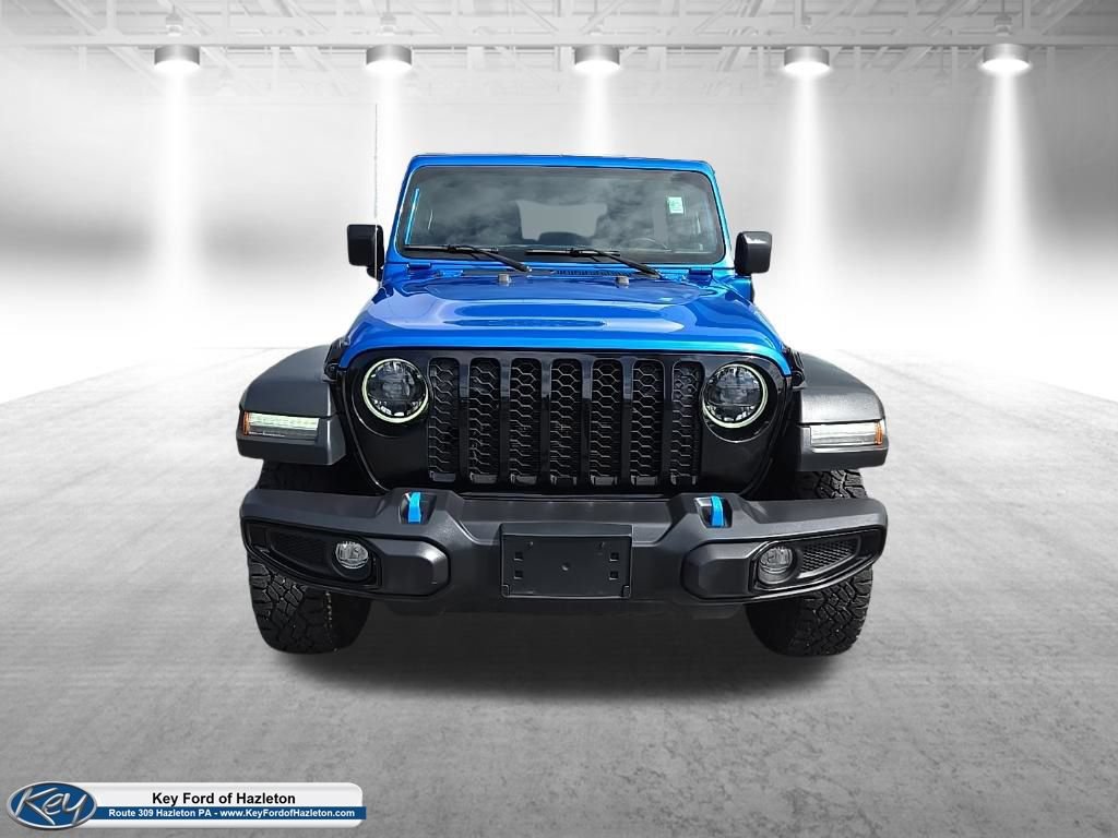 Used 2023 Jeep Wrangler Unlimited w/ Cold Weather Group AWD/4WD image 2