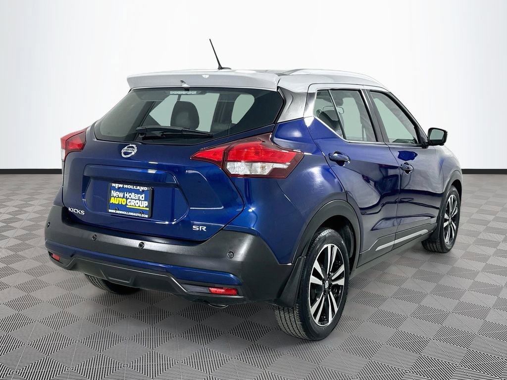 Used 2020 Nissan Kicks SR w/ SR Premium Package FWD image 10
