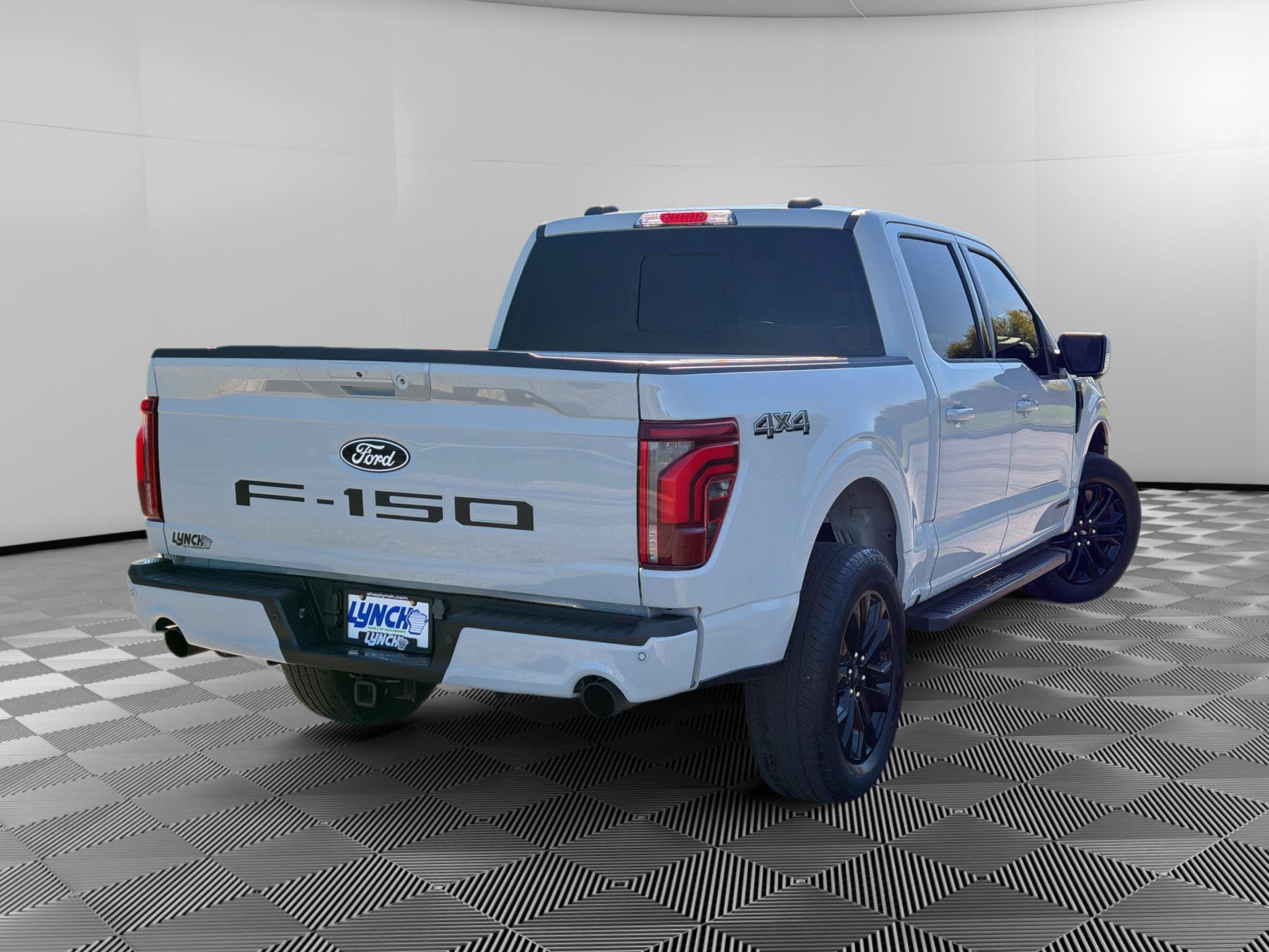Certified 2024 Ford F150 Lariat AWD/4WD image 4