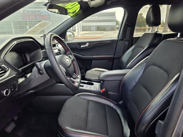 Certified 2025 Ford Escape ST-Line FWD image 26