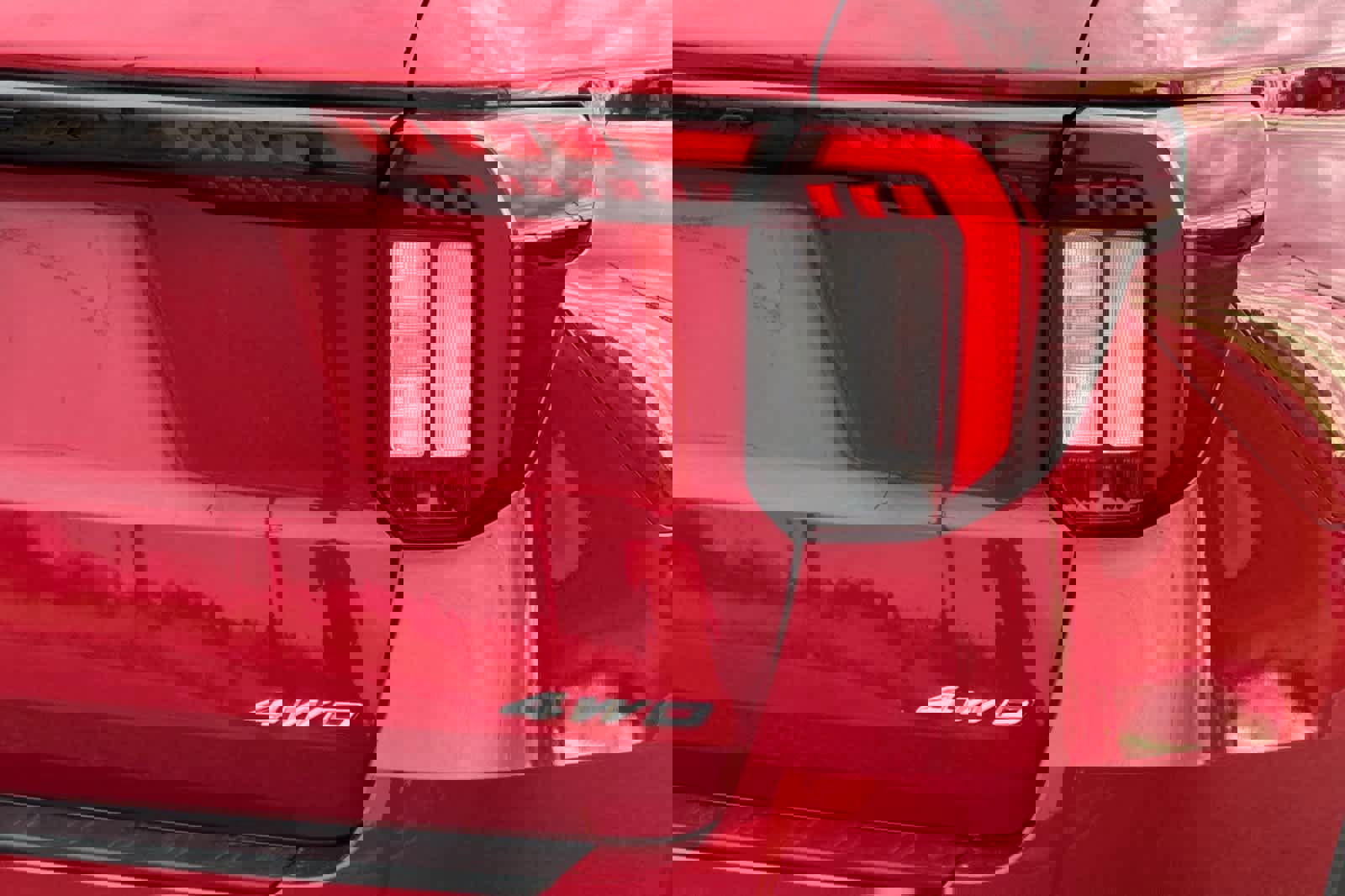 Certified 2025 Ford Explorer ST-Line image 29