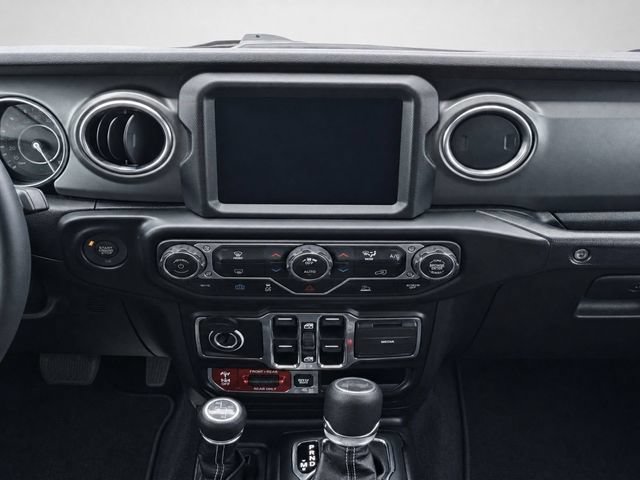 Used 2022 Jeep Wrangler Unlimited Rubicon 4xe AWD/4WD image 17