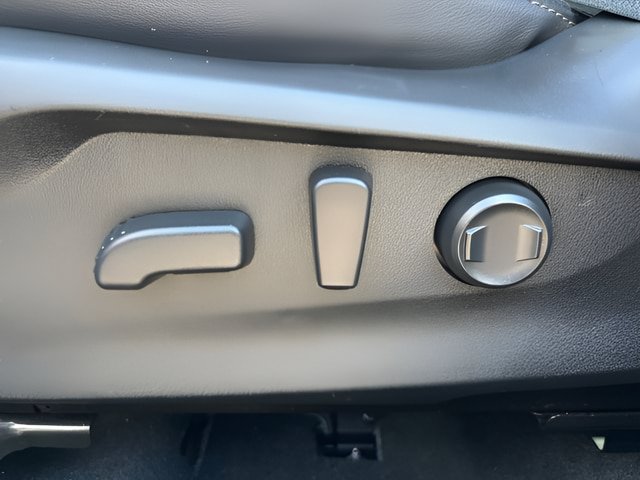 Used 2024 Subaru Forester Limited AWD/4WD image 16