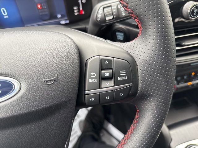 Certified 2024 Ford Escape ST-Line w/ Equipment Group 301A image 18