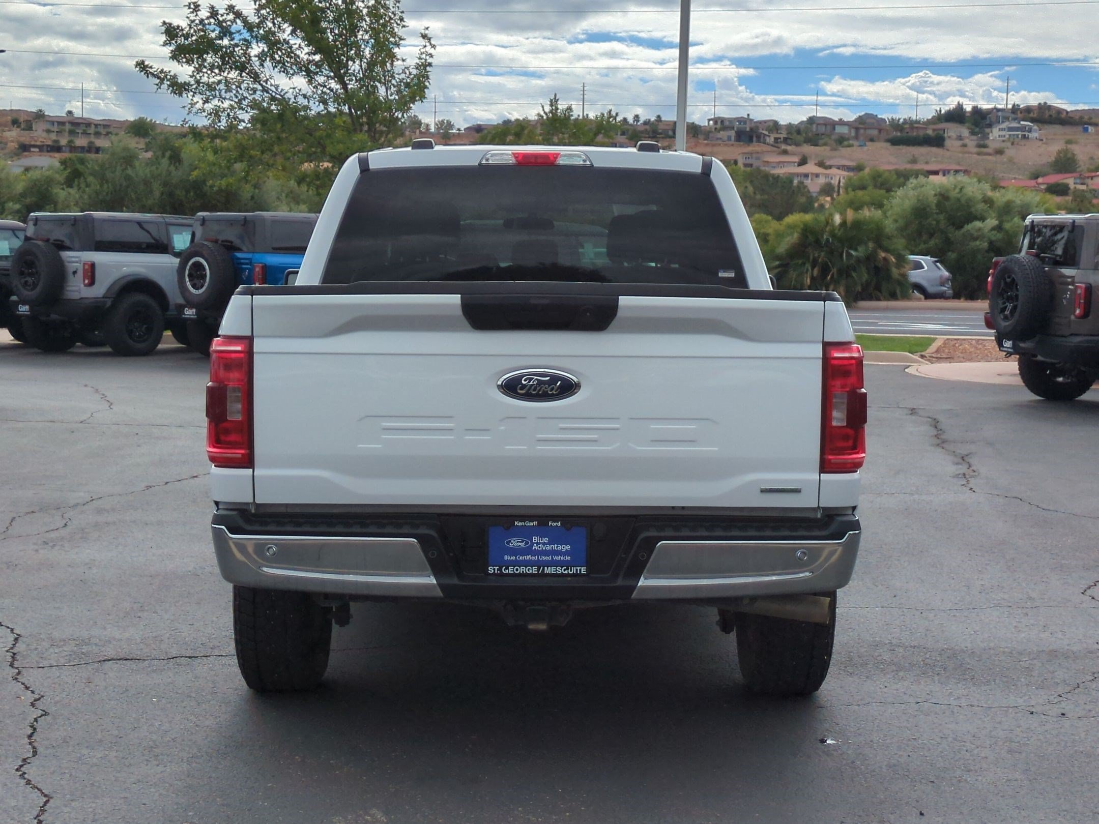 Certified 2022 Ford F150 XLT w/ Trailer Tow Package AWD/4WD image 6