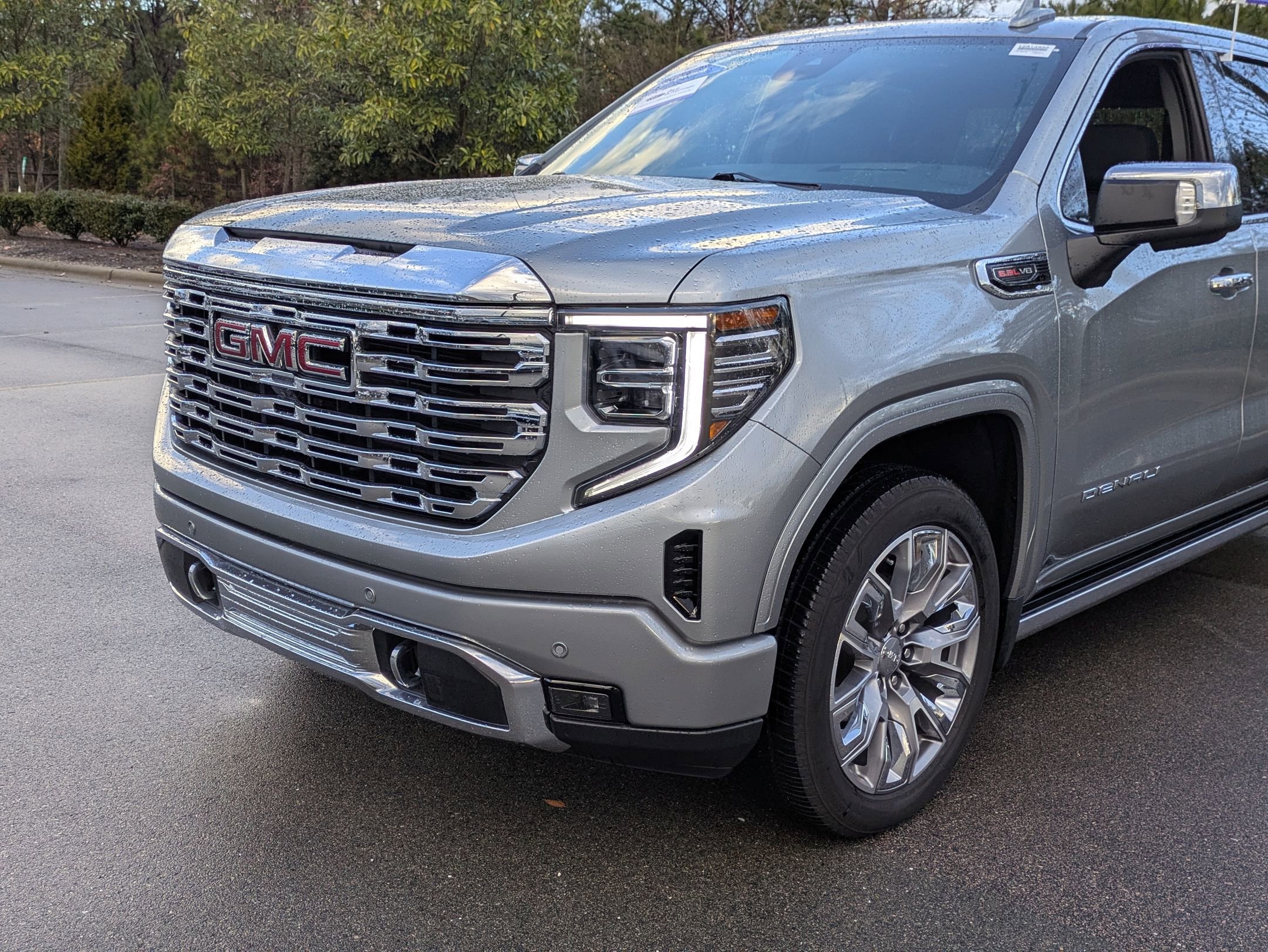 Used 2024 GMC Sierra 1500 Denali image 10